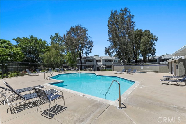 Detail Gallery Image 21 of 27 For 27646 Susan Beth Way #G,  Saugus,  CA 91350 - 2 Beds | 2 Baths