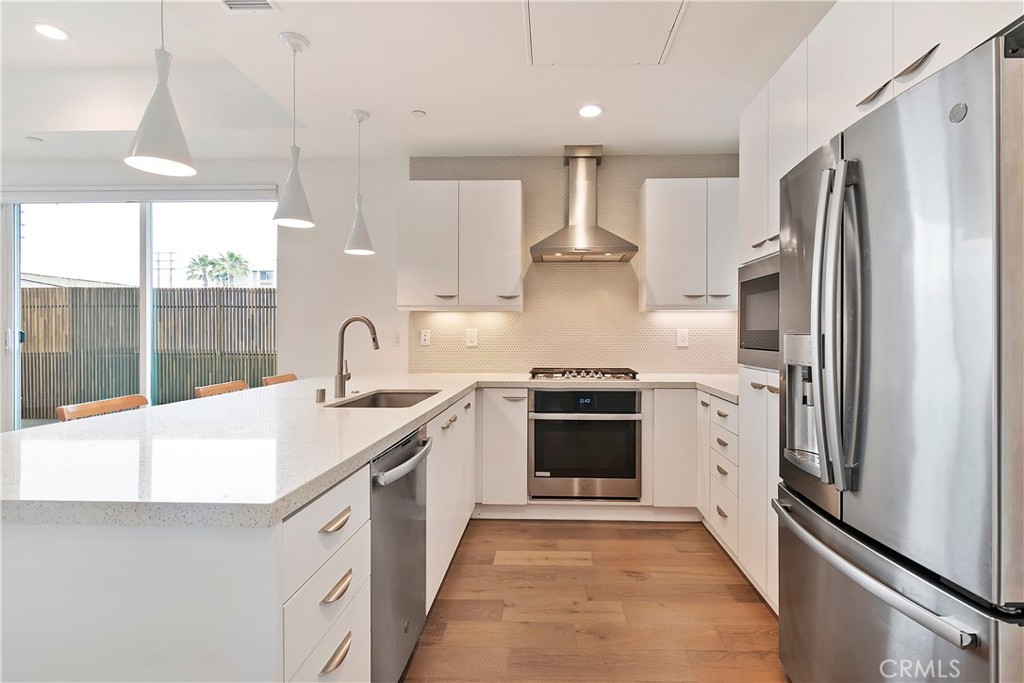 1/2 Craner Avenue