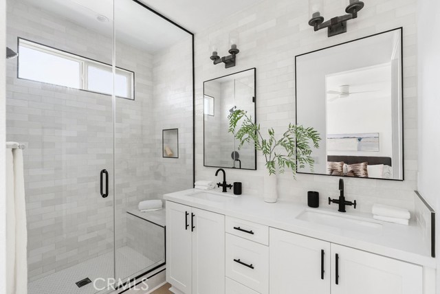 608 Malibu, Costa Mesa CA: https://media.crmls.org/medias/f5e38731-c0f9-428d-99bc-d8b67e8af0de.jpg