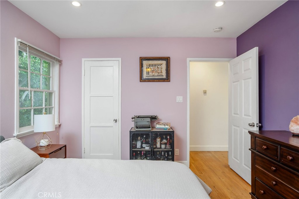 MLS #SR25220652 image #18