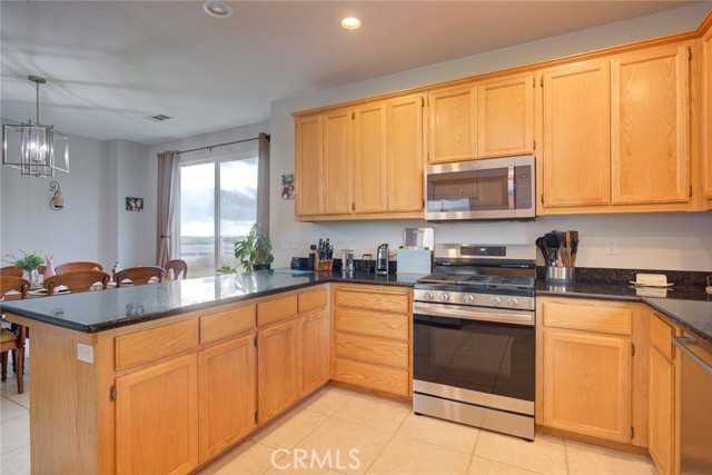 Detail Gallery Image 12 of 64 For 5095 White Tail Place, Paso Robles,  CA 93446 - 4 Beds | 2 Baths