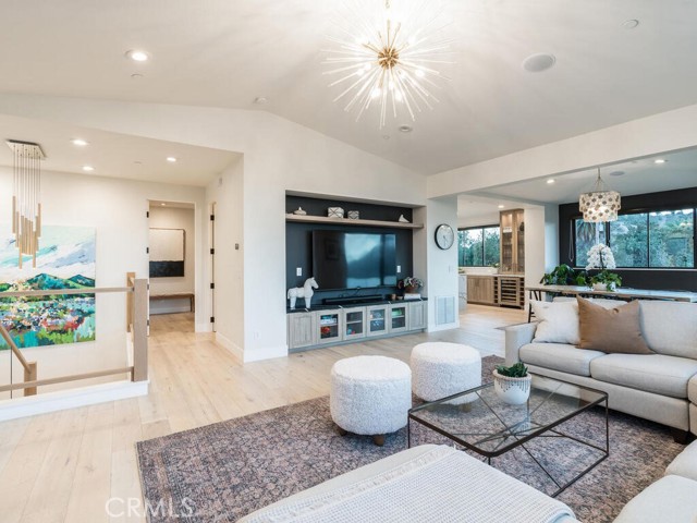 2082 Fixlini Street, San Luis Obispo CA: https://media.crmls.org/medias/f5e3e29e-86b5-4818-92df-676c358f44cc.jpg