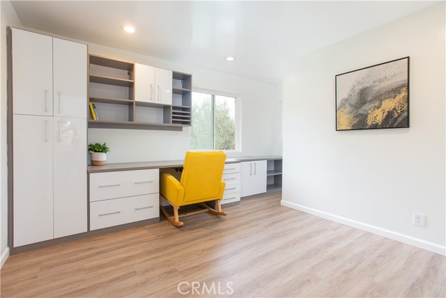 14879 Jadestone Drive, Sherman Oaks CA: https://media.crmls.org/medias/f5e424ac-1973-459d-87df-02d680ad3822.jpg