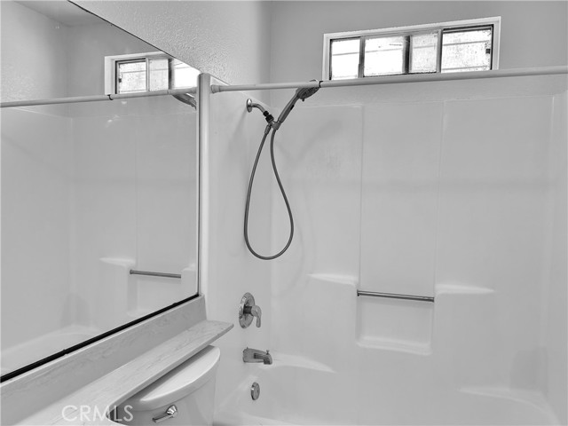 Detail Gallery Image 10 of 14 For 709 S Lincoln St #6,  Santa Maria,  CA 93458 - 2 Beds | 1/1 Baths