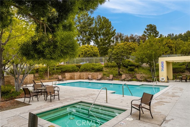 Detail Gallery Image 35 of 37 For 28511 Trento Way, Lake Forest,  CA 92679 - 2 Beds | 2/1 Baths
