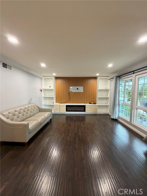 Detail Gallery Image 9 of 30 For 17356 Pepper Tree, Fountain Valley,  CA 92708 - 4 Beds | 3 Baths