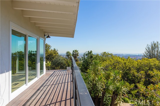 2348 Sunnyside Ridge Road, Rancho Palos Verdes, California 90275, 4 Bedrooms Bedrooms, ,2 BathroomsBathrooms,Residential,Sold,Sunnyside Ridge,PW23030378