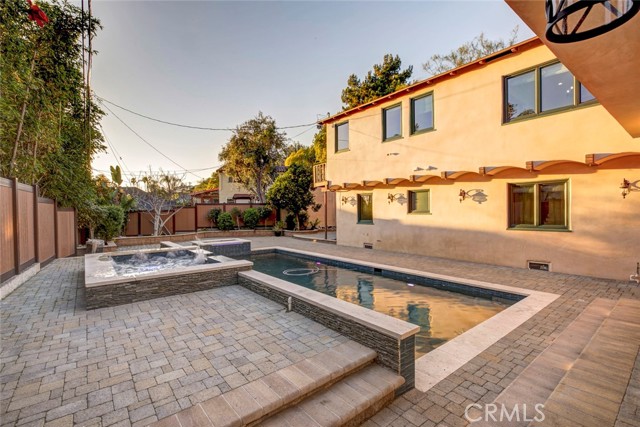 Detail Gallery Image 28 of 36 For 954 Rosemount, Glendale,  CA 91207 - 5 Beds | 3 Baths