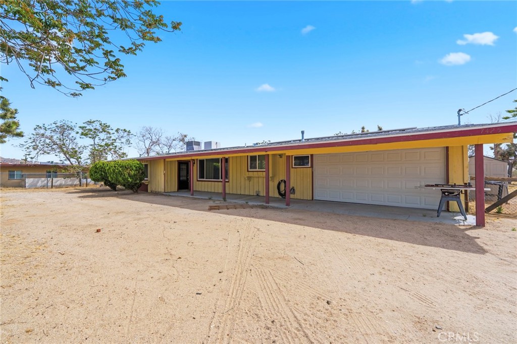 7425 Joshua View Drive