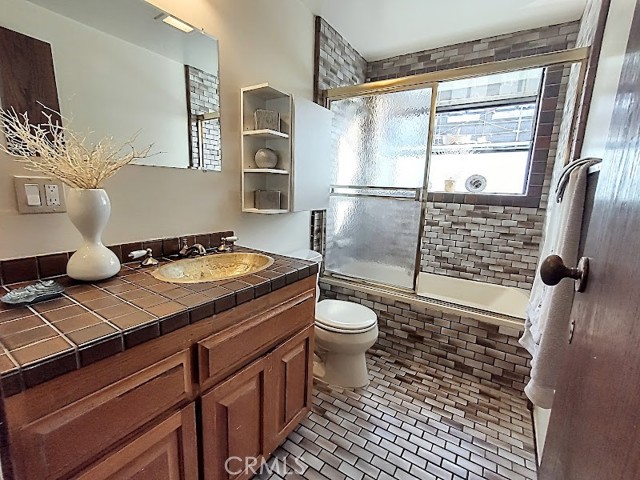 2612 Alma Avenue, Manhattan Beach, California 90266, 3 Bedrooms Bedrooms, ,2 BathroomsBathrooms,Residential,Sold,Alma,SB21248394