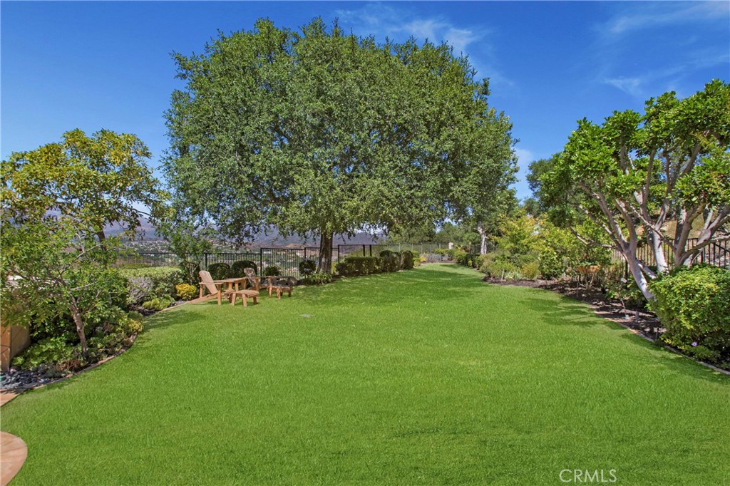 MLS #OC25163046 image #30