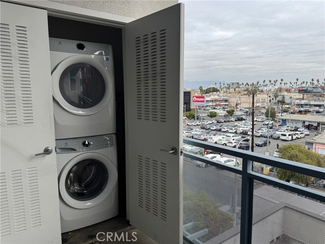 Detail Gallery Image 33 of 37 For 1025 S Berendo St #411,  Los Angeles,  CA 90006 - 2 Beds | 2 Baths