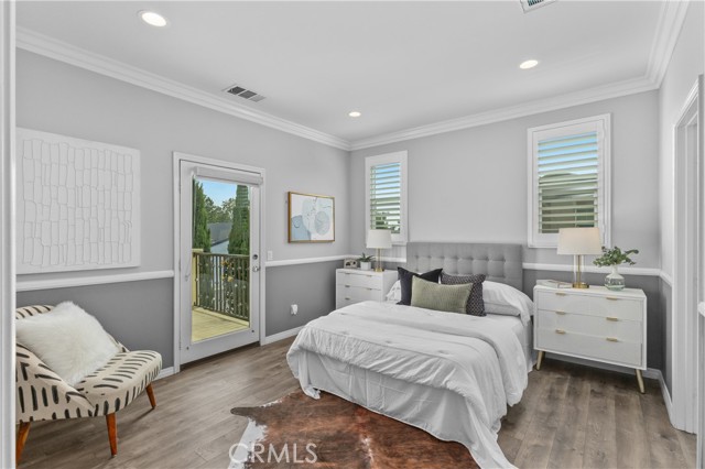17557 Newland Street, Huntington Beach CA: https://media.crmls.org/medias/f5eac36f-3a18-4081-ba25-c147a8474244.jpg