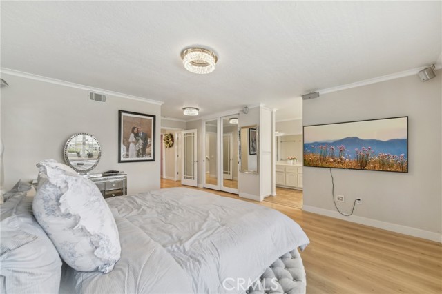 Detail Gallery Image 10 of 19 For 17675 Rainglen, Huntington Beach,  CA 92649 - 4 Beds | 2/1 Baths