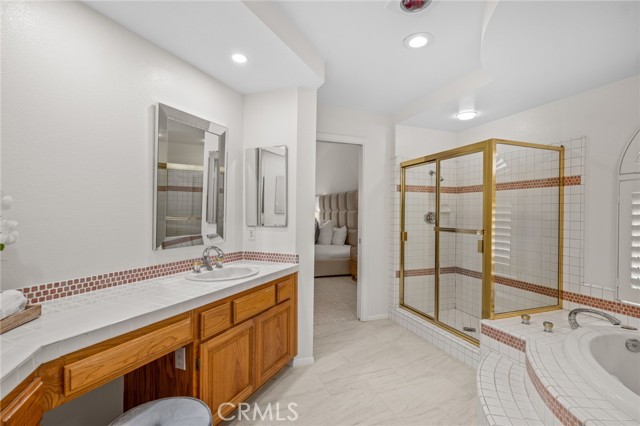 5410 Avenida El Cid, Yorba Linda CA: https://media.crmls.org/medias/f5eb0c6b-382f-4316-8b41-1c869bc63e75.jpg