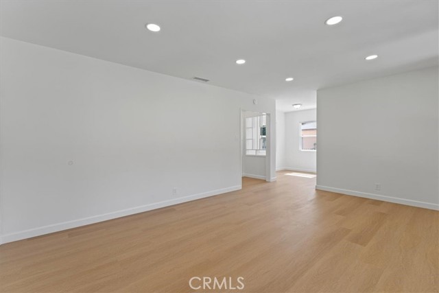 749 S 2nd Avenue, Covina CA: https://media.crmls.org/medias/f5eb4880-2661-4100-badd-2ea9812a1478.jpg