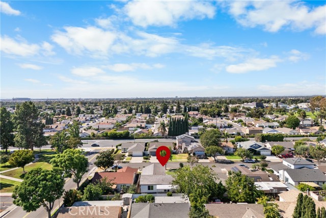 14612 Highcrest Circle, Irvine CA: https://media.crmls.org/medias/f5ec3920-14f1-487b-a078-68d64bfac0fd.jpg