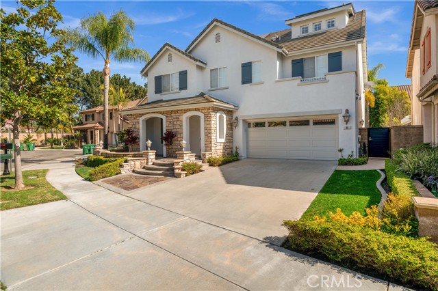 8 Delano, Irvine CA: https://media.crmls.org/medias/f5ec78b9-c1be-4bf8-a85b-56ba4c7fc140.jpg