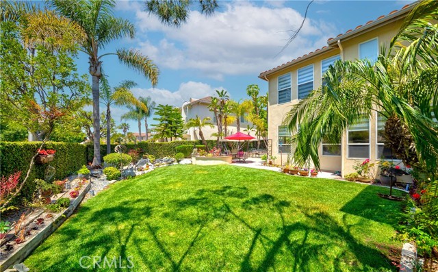 2101 S Sanders Ct, La Habra CA: https://media.crmls.org/medias/f5ec813a-dde5-4b72-89bc-57a269dbec83.jpg