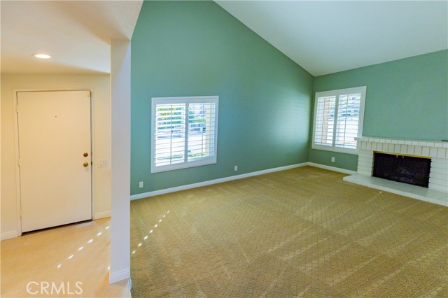 Detail Gallery Image 10 of 44 For 270 Creekwood Ct, Brea,  CA 92821 - 3 Beds | 2 Baths