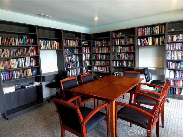 Detail Gallery Image 36 of 41 For 1550 Rimpau Ave #20,  Corona,  CA 92881 - 3 Beds | 2 Baths