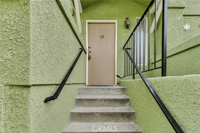 Detail Gallery Image 1 of 39 For 13880 Sayre St #40,  Sylmar,  CA 91342 - 3 Beds | 2/1 Baths