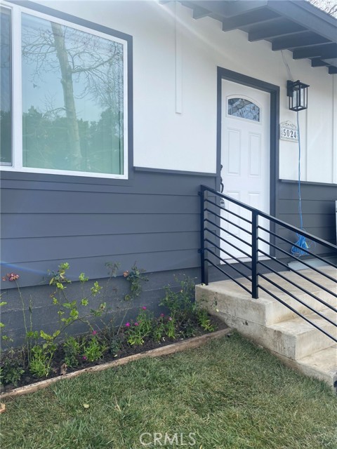 Detail Gallery Image 2 of 16 For 5024 Topanga Canyon Bld, Woodland Hills,  CA 91364 - 2 Beds | 2 Baths