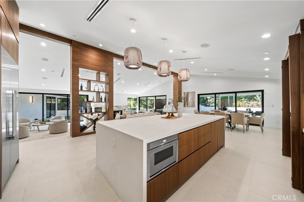 MLS #SR25246498 image #10