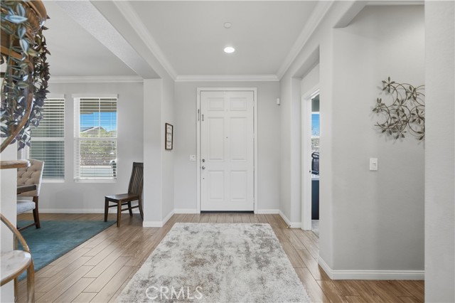 Detail Gallery Image 6 of 40 For 37686 Golden Eagle Ave, Murrieta,  CA 92563 - 4 Beds | 3/1 Baths