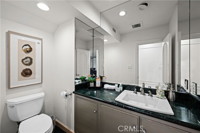 Detail Gallery Image 23 of 64 For 16221 Elisa Pl, Encino,  CA 91436 - 5 Beds | 5/1 Baths