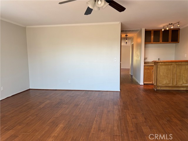 15192 Laguna Avenue, Lake Elsinore CA: https://media.crmls.org/medias/f5efe091-1f14-466a-8ad2-b6deb4df8f58.jpg