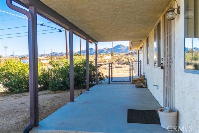 Detail Gallery Image 4 of 50 For 7100 Hillview Rd, Joshua Tree,  CA 92252 - 2 Beds | 2 Baths