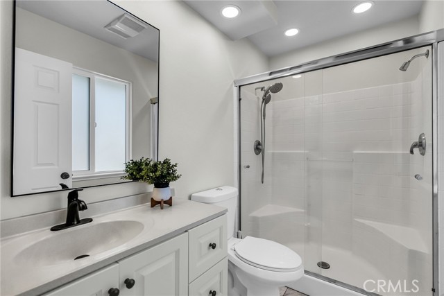 18150 Granite Avenue, Riverside CA: https://media.crmls.org/medias/f5f12ae9-e795-4441-a9b5-7e98eae3cbbf.jpg