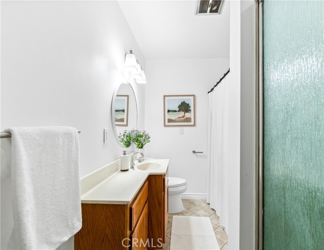 Detail Gallery Image 17 of 34 For 4930 Mamie, Lakewood,  CA 90713 - 3 Beds | 2 Baths