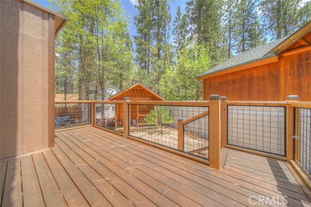 42608 Cedar Avenue, Big Bear Lake CA: https://media.crmls.org/medias/f5f1f7dc-8fc5-4b00-a3c9-0b09394a211b.jpg