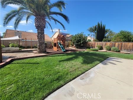 Detail Gallery Image 5 of 28 For 24095 Fuschia Ct, Murrieta,  CA 92562 - 3 Beds | 2 Baths