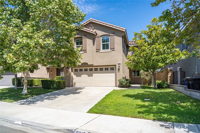 6217 Long Cove Dr, Fontana, CA 92336