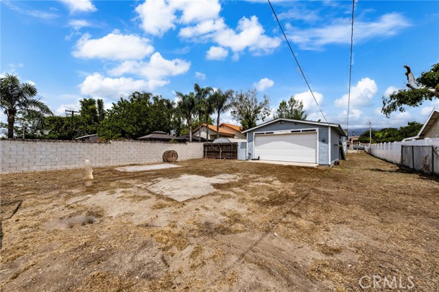 368 West Street, Upland CA: https://media.crmls.org/medias/f5f28e34-a12f-412e-acb9-1f85feaf1c8d.jpg