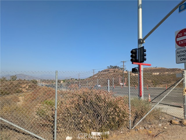35820 Arendt Lane, Murrieta CA: https://media.crmls.org/medias/f5f439e8-0564-4aab-b7b4-874178fcf3c8.jpg