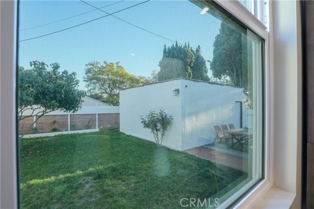 12426 Idaho Avenue, Los Angeles CA: https://media.crmls.org/medias/f5f4737e-c875-4c6e-950d-80f78d8ad691.jpg