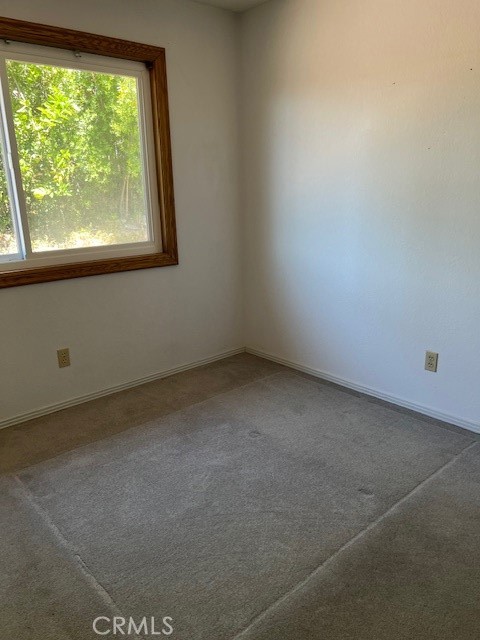 Image 12 of 25 For 360 Dover Court