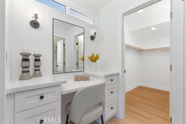 Detail Gallery Image 32 of 49 For 10900 Remmet Ave, Chatsworth,  CA 91311 - 5 Beds | 3 Baths