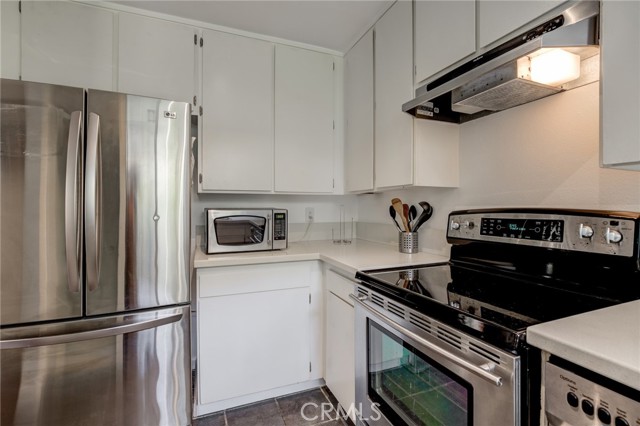 Detail Gallery Image 22 of 44 For 8400 De Longpre Ave #205,  West Hollywood,  CA 90069 - 2 Beds | 2 Baths