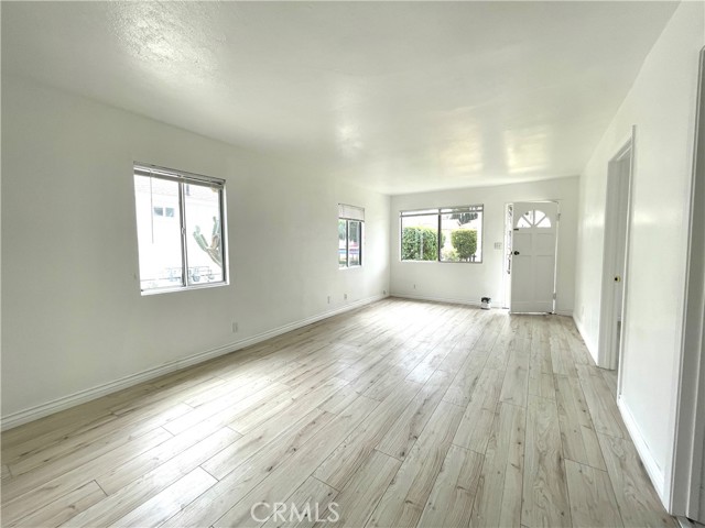 2427 256th Street, Lomita CA: https://media.crmls.org/medias/f5f5a544-75eb-4a5d-b05b-a4f92fd2d08e.jpg