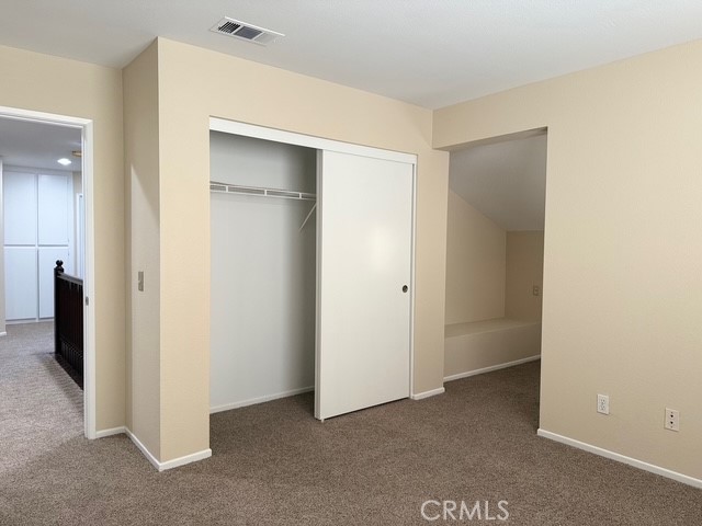 https://media.crmls.org/medias/f5f5b6c8-9971-4c96-8b54-1c7c724aa400.jpg?preset=X-Large