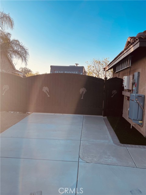 Detail Gallery Image 2 of 18 For 3669 N Orangewood Ave, Rialto,  CA 92377 - 4 Beds | 2 Baths
