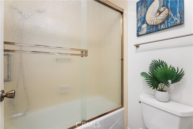 980 Palo Verde Avenue, Long Beach CA: https://media.crmls.org/medias/f5f6f816-c079-4f37-9a06-3ed021c460ab.jpg