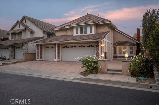 Detail Gallery Image 3 of 32 For 6207 E Breton Cir, Orange,  CA 92869 - 3 Beds | 2/1 Baths