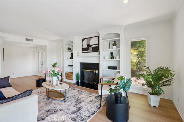 Detail Gallery Image 6 of 41 For 4527 Leata Ln, La Canada Flintridge,  CA 91011 - 2 Beds | 2 Baths