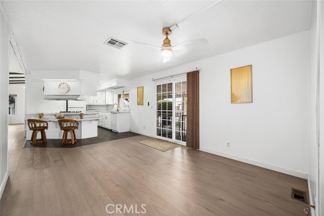 Detail Gallery Image 6 of 41 For 210 Silverlake, Placentia,  CA 92870 - 2 Beds | 2 Baths